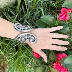 Chunky Vintage Sterling Silver Mexican Taxco Cuff Clamper Hinged Bracelet RARE